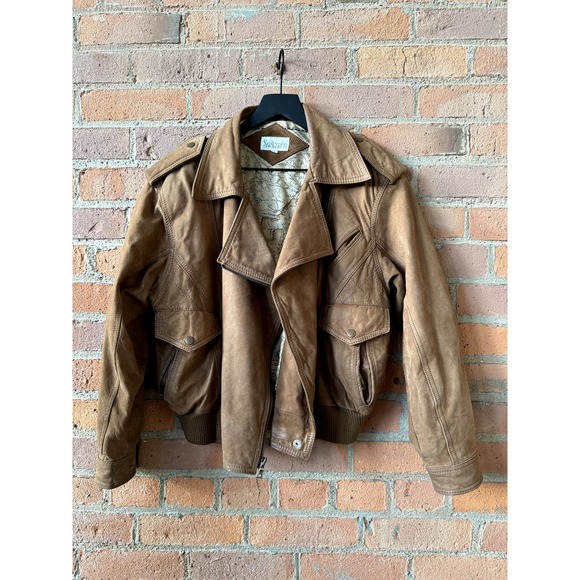 Switzers Coat - Picture 1 of 10